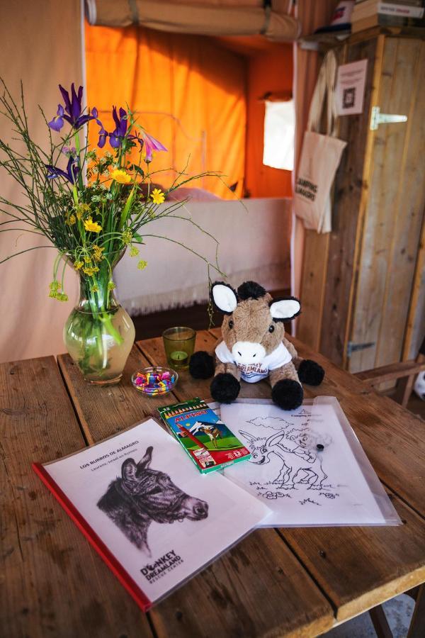 Tienda De Safari Almagro Hotell Montecorto Exteriör bild